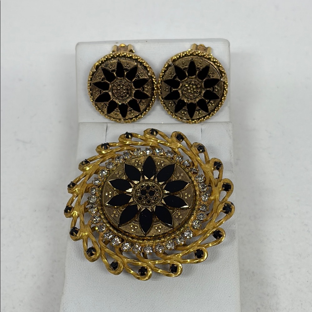 Beautiful ‘Original by Robert’ Victorian Revival pin and earrings